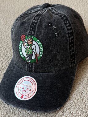Mitchell & Ness Boston Celtics Dad Hat Distressed Strapback Adjustable Hat NWT